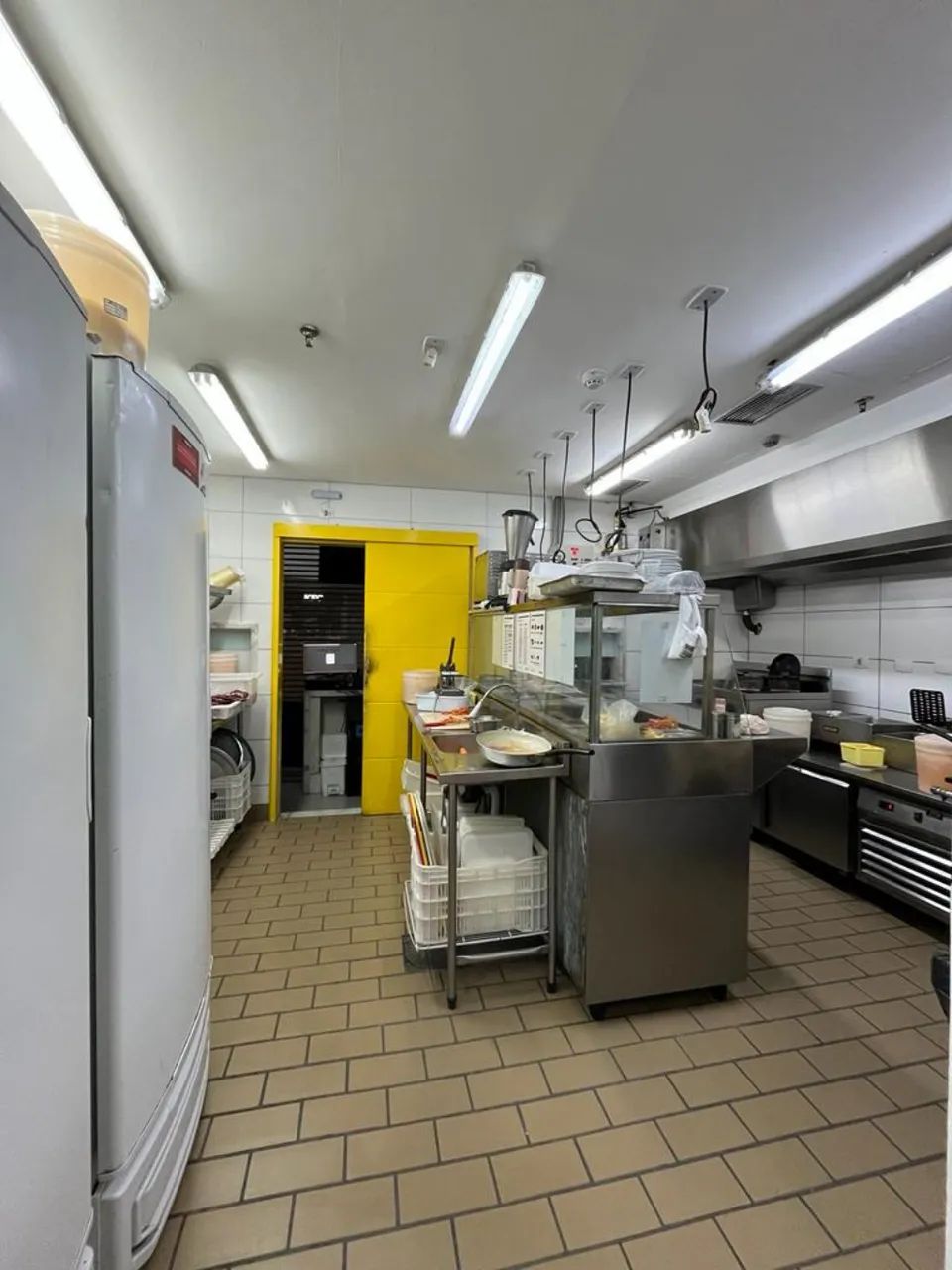 Passo franquia de excelente restaurante em funcionamento  com loja de 53 m2 em Shopping Vi - Foto 4