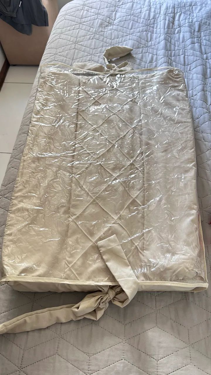 Changing Table448296862047938560