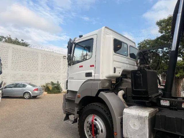 M. Benz 4144 Cacamba Basculante - Foto 5