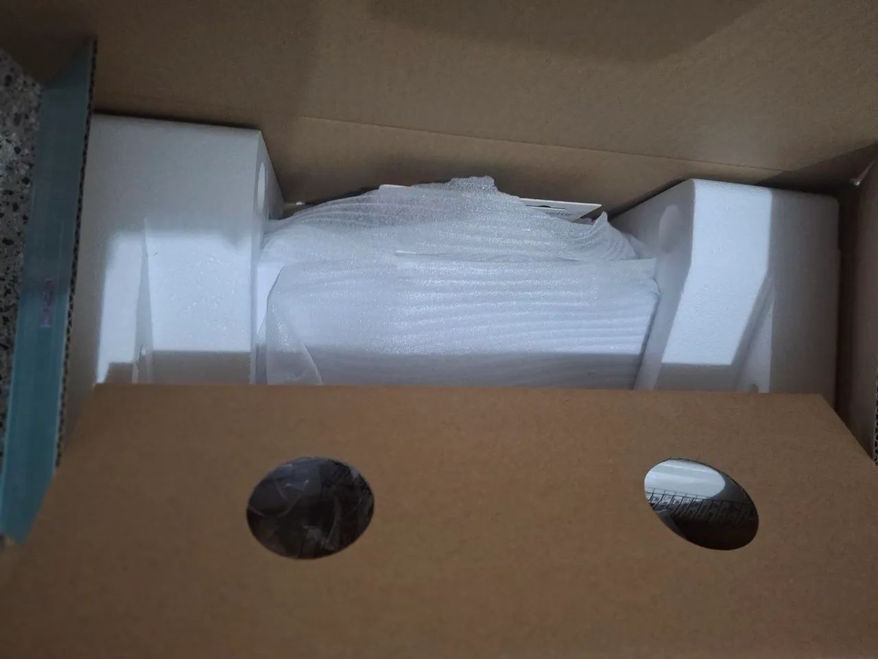 Silhouette portátil 464840839620995122