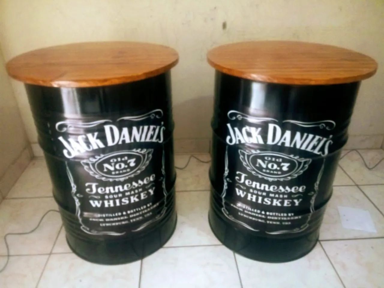 Stylish/custom barrel tables64363875550978120