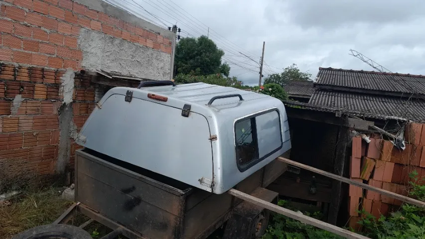 Vende-se capota da s10 cabine dupla 2008 modelo 2009