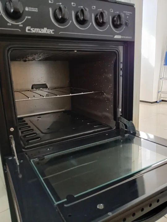 Fogão Esmaltec preto 4 bocas caribe glass - SEM arranhões, ferrugem ou crosta de gordura. - Foto 5