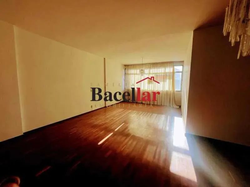 Apartamento - / Residencial / Tijuca - Foto 2