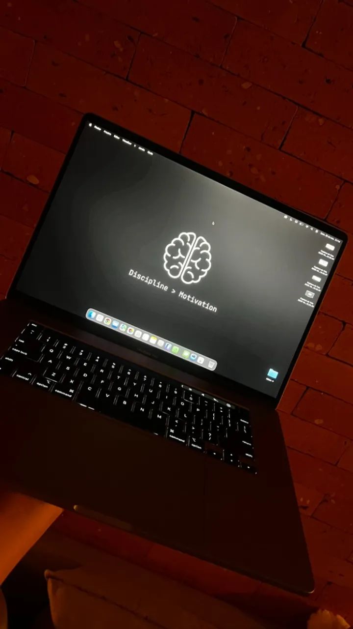 MacBook Pro 16 polegadas - 2019 i9 16GB - 1TB - IMPECÁVEL