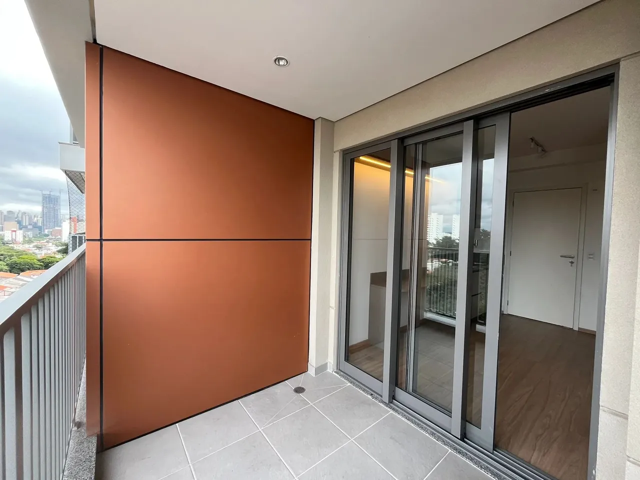 Studio com varanda no Alto da Boa Vista- São Paulo/SP