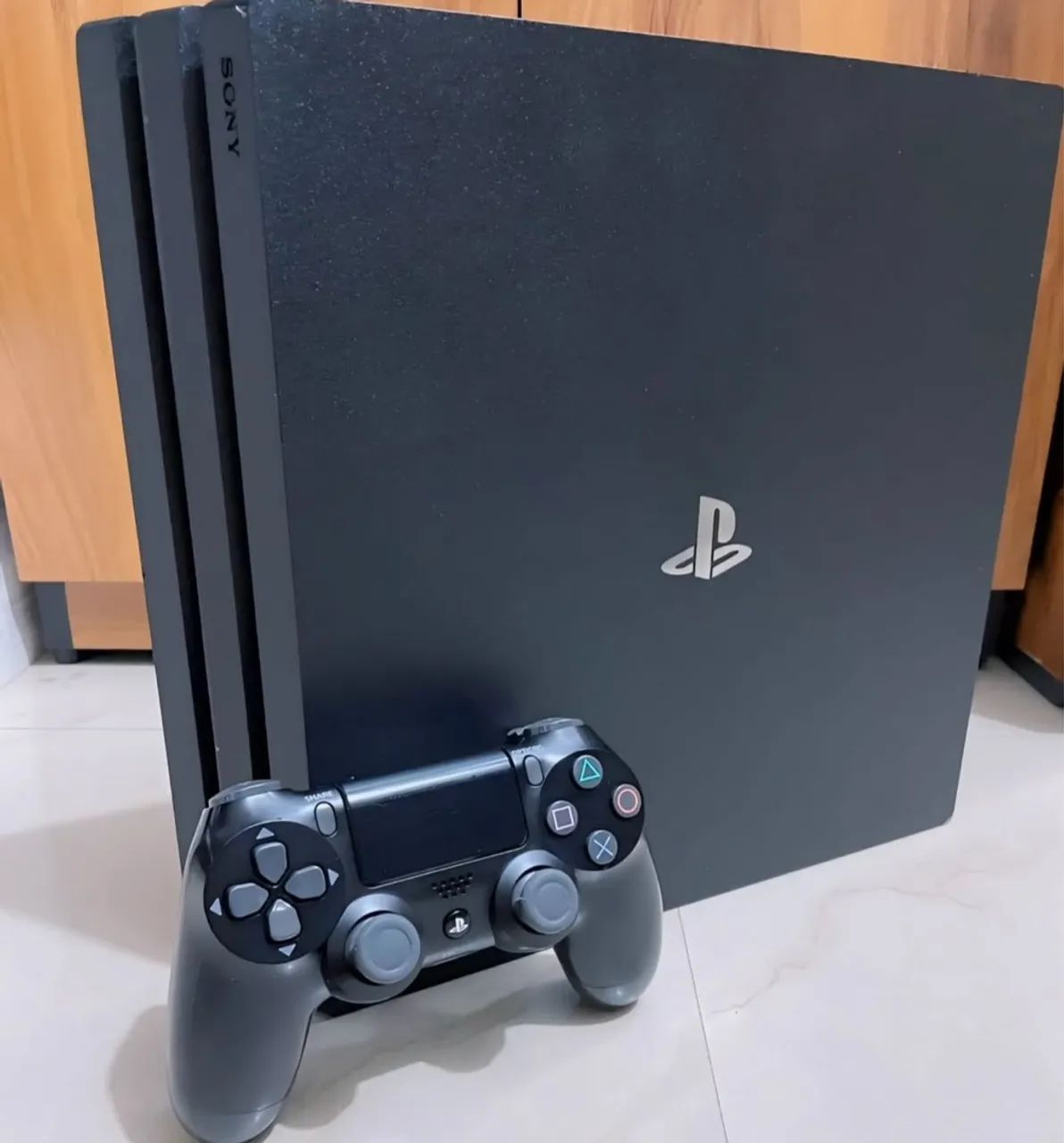 Ps4 Pro 1 Tb impecável com garantia 