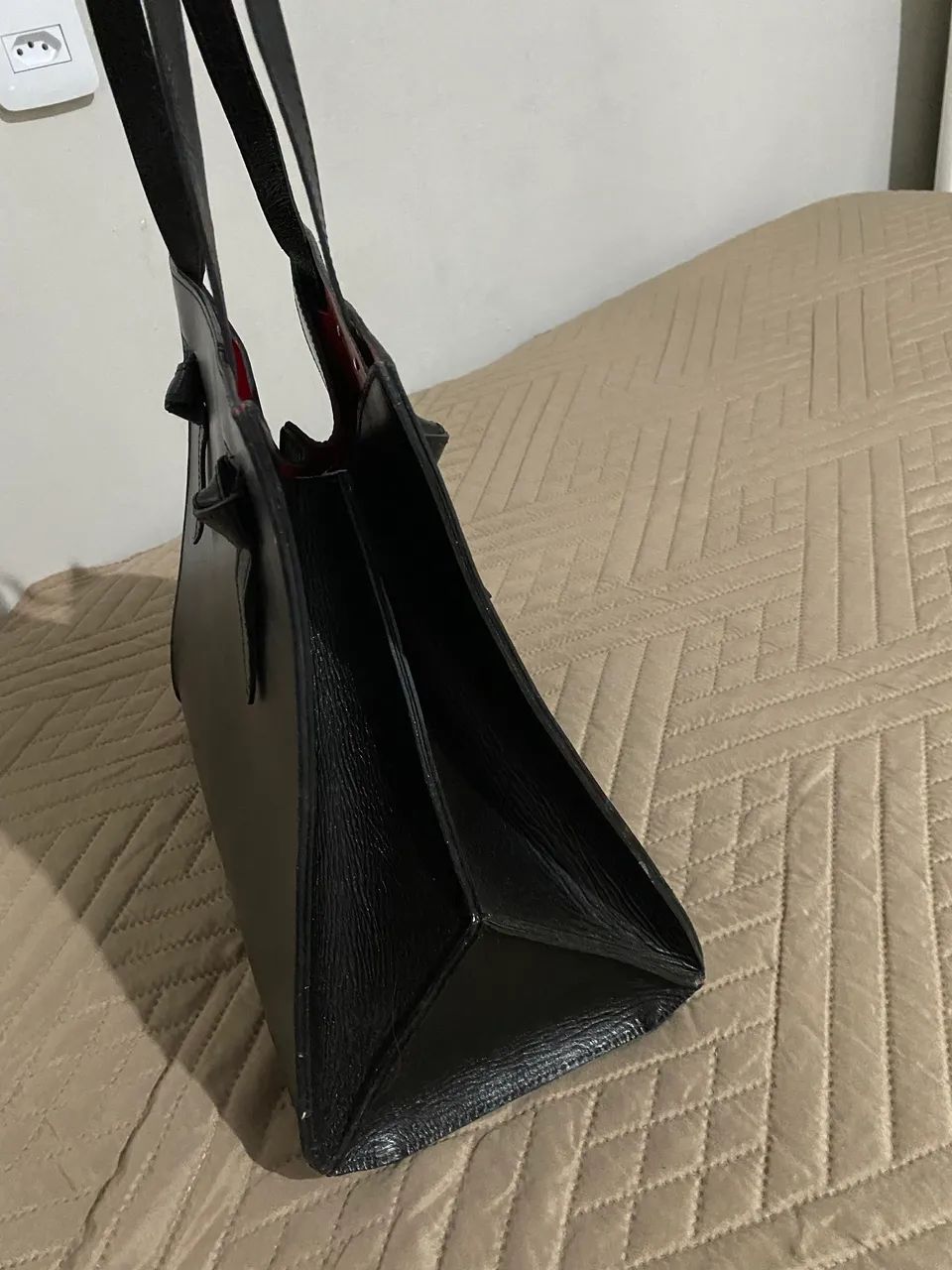 Bolsa preta menina riiiica