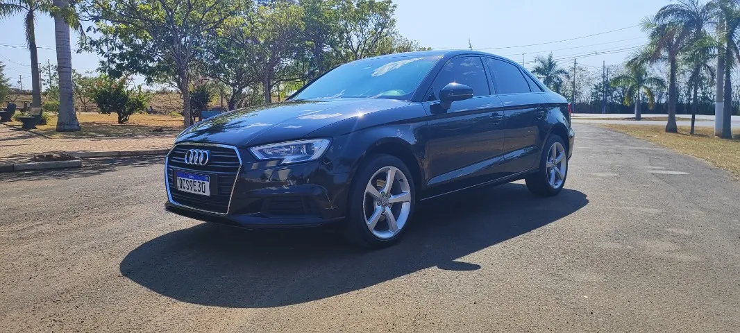 Audi A3 Sedan 1.4 TFSI Flex Tiptronic - 2017/2017 | Preto