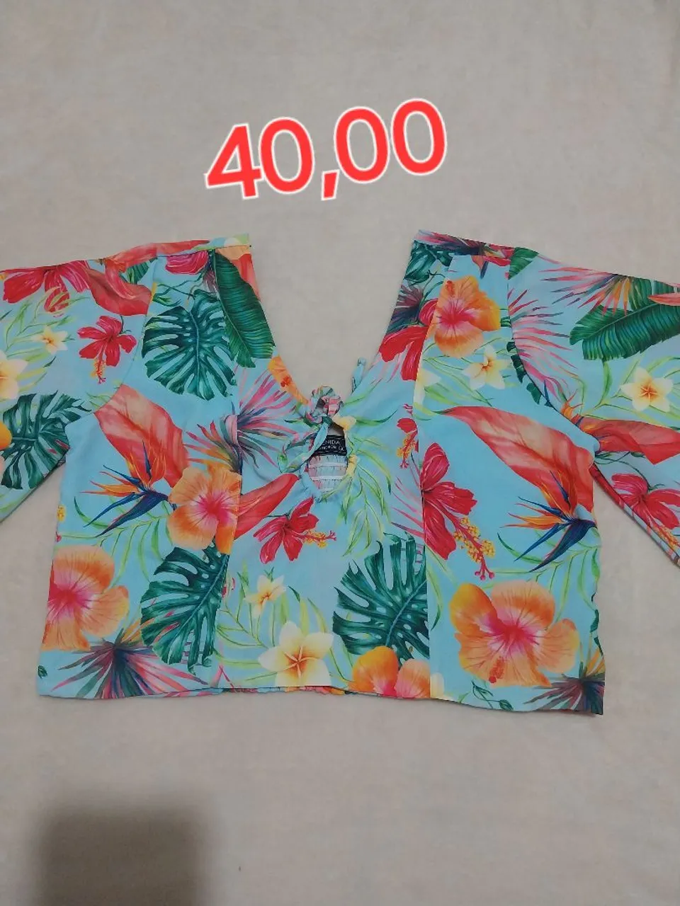 Blusa Floral Tropical