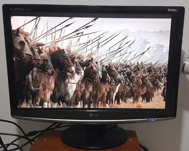 Monitor LG Flatron W2252TQ - 22 polegadas