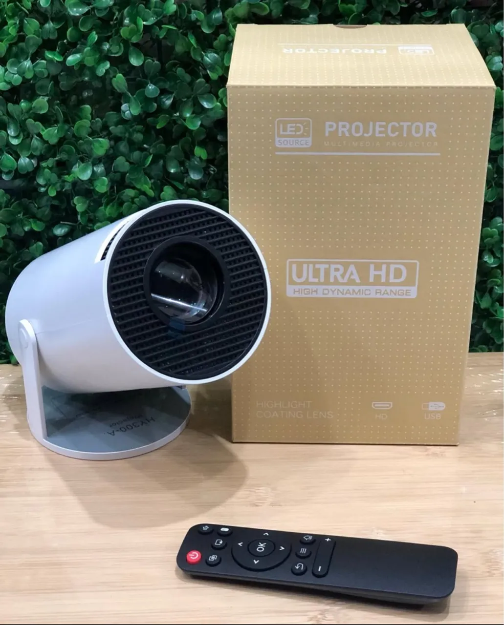 Projetor Ultra HD 4K Wi-Fi com Android 11- NOVO