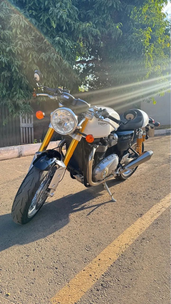 Triumph Thruxton R 1200 - Foto 2