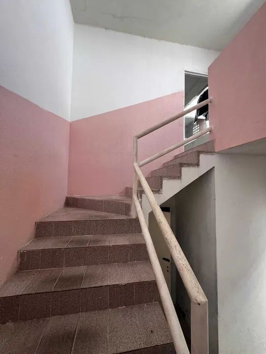 ^ Prédio Comercial na Rua Laranjeiras - Foto 12