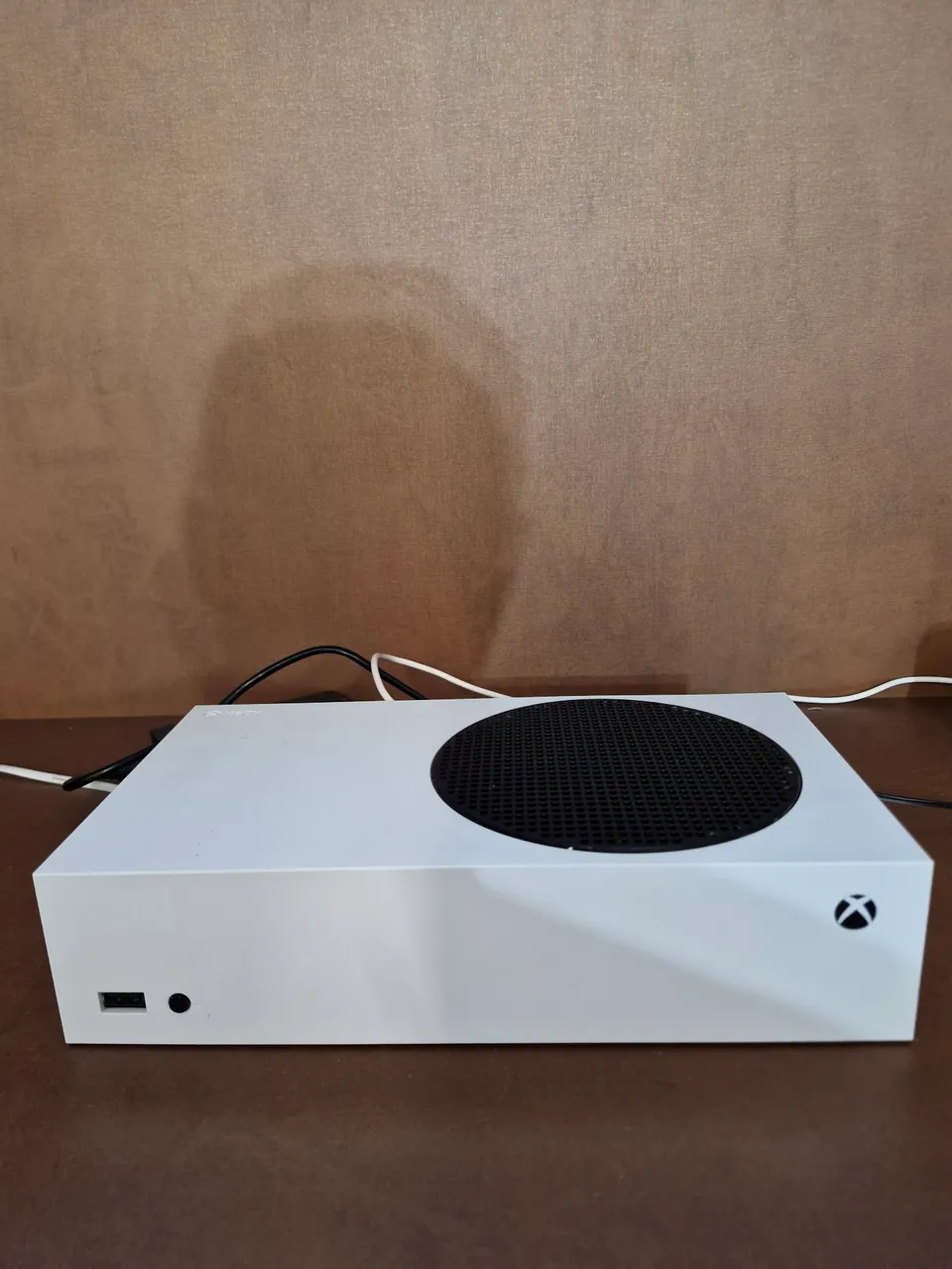 Xbox Series S - Desempenho Incrível em um Design Compacto