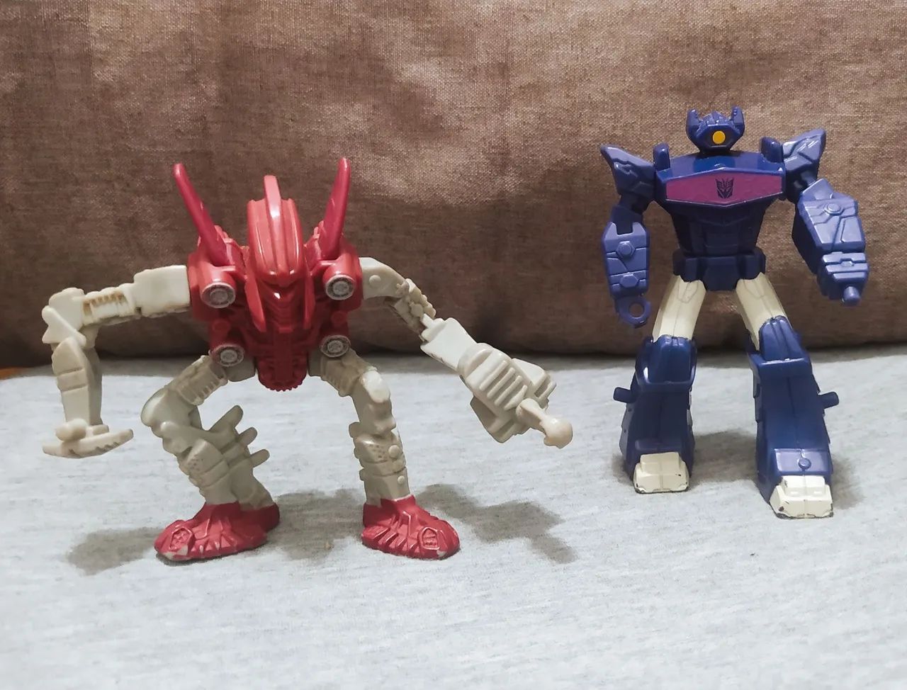 Bonecos Transformers - Optimus Prime e Megatron