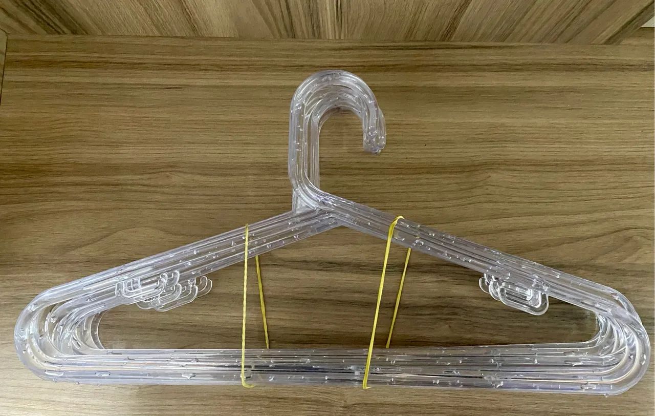 Cabides de plástico transparente - 10 peças - Foto 2