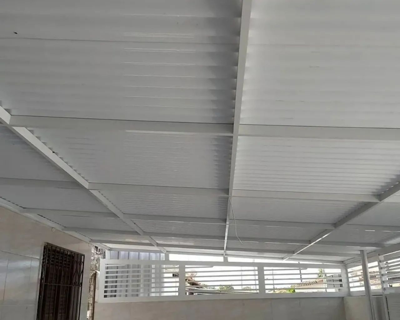 Cobertas , portões, grades etc... - Foto 2