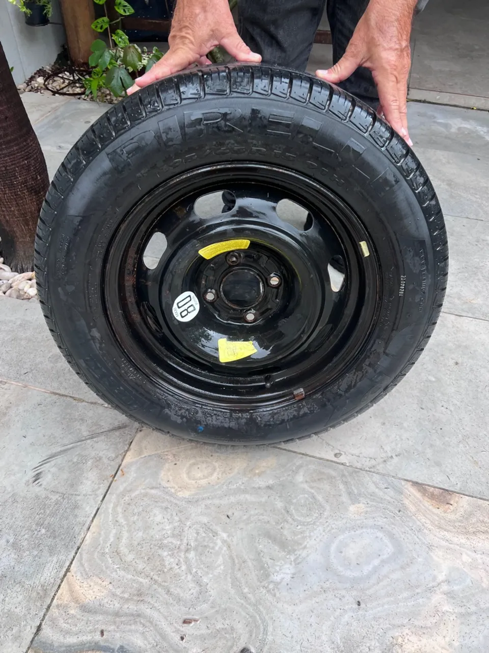 Roda e Pneu Estepe - aro 15
