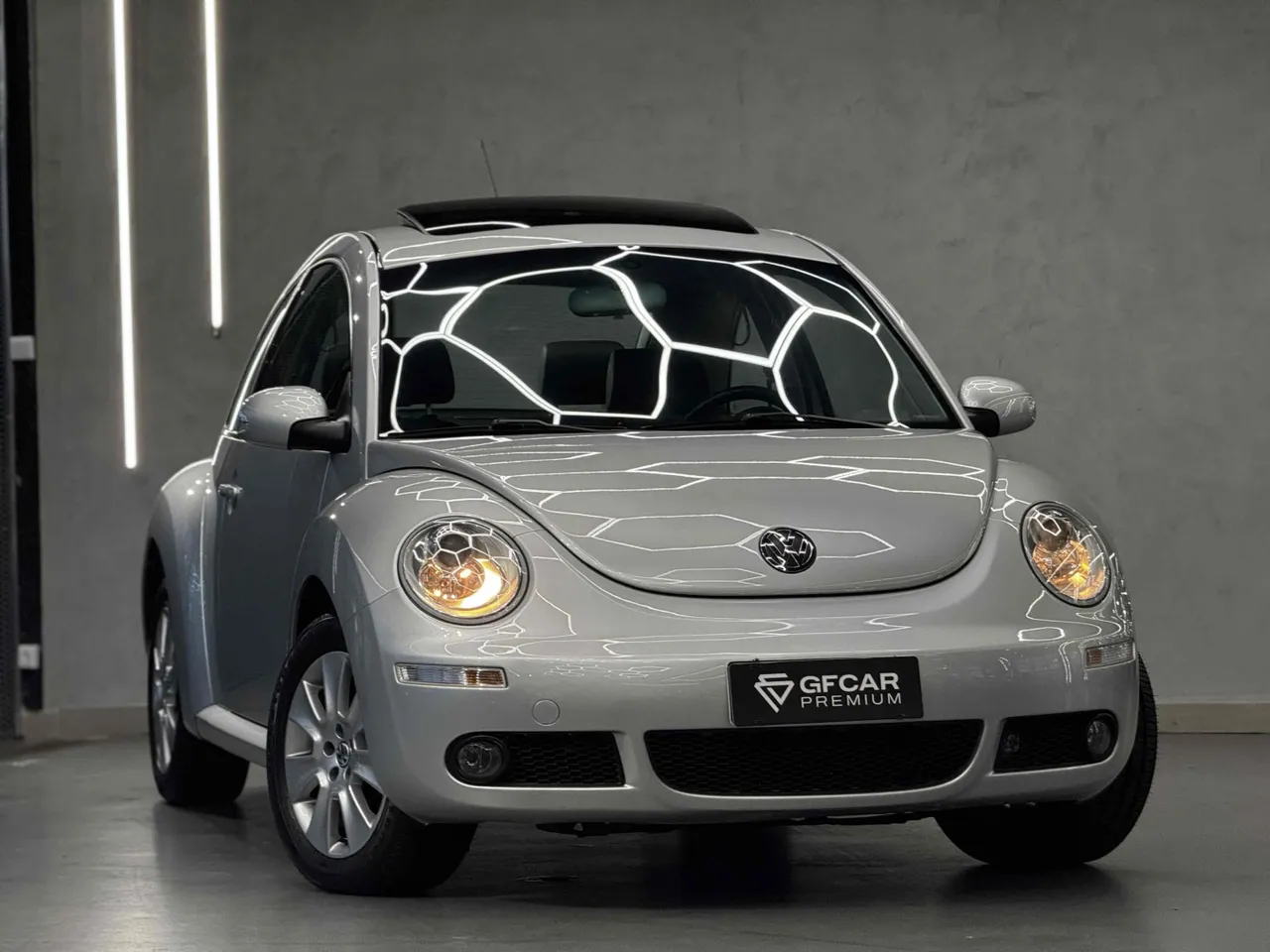 Volkswagen New beetle 2010 2.0 mi 8v gasolina 2p tiptronic