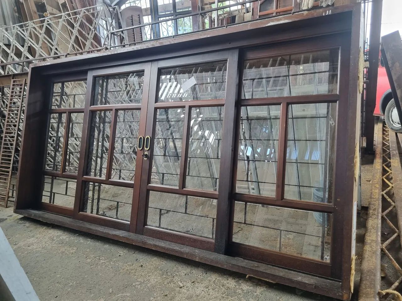 Janela de madeira - Foto 6