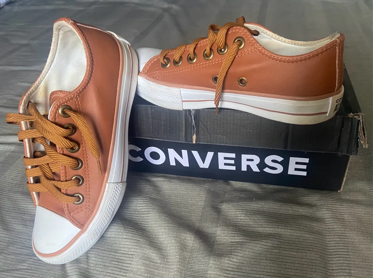 Tênis Converse Marrom