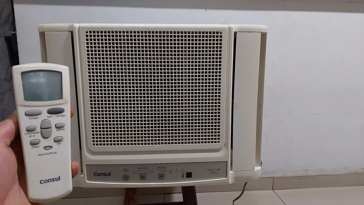 Ar Condicionado janela com controle
