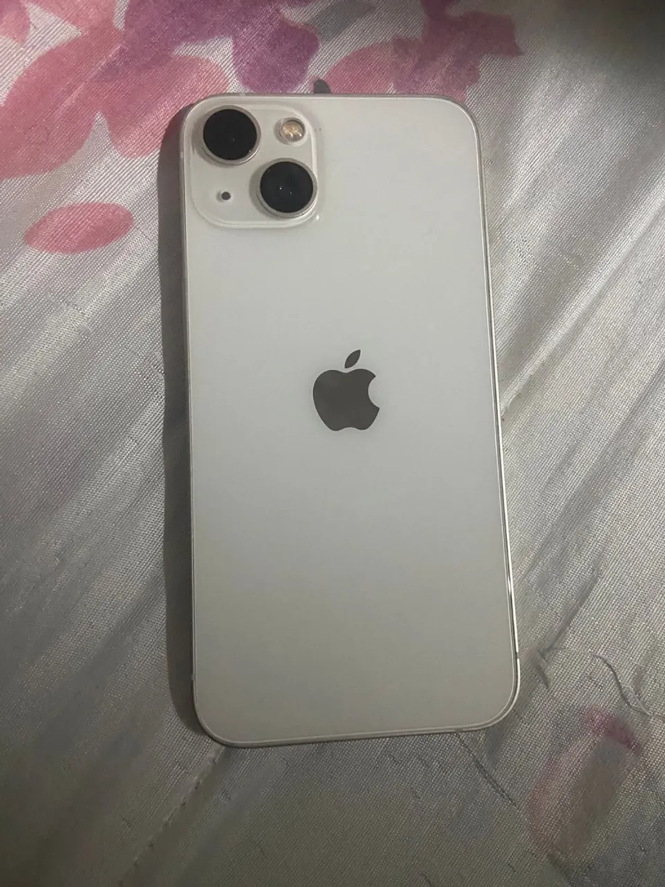 iPhone 13 - Branco - Câmeras Incríveis