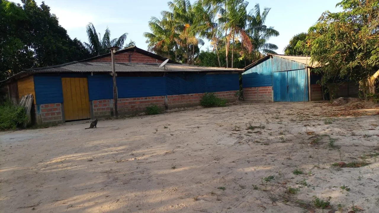 Terreno rural com casa