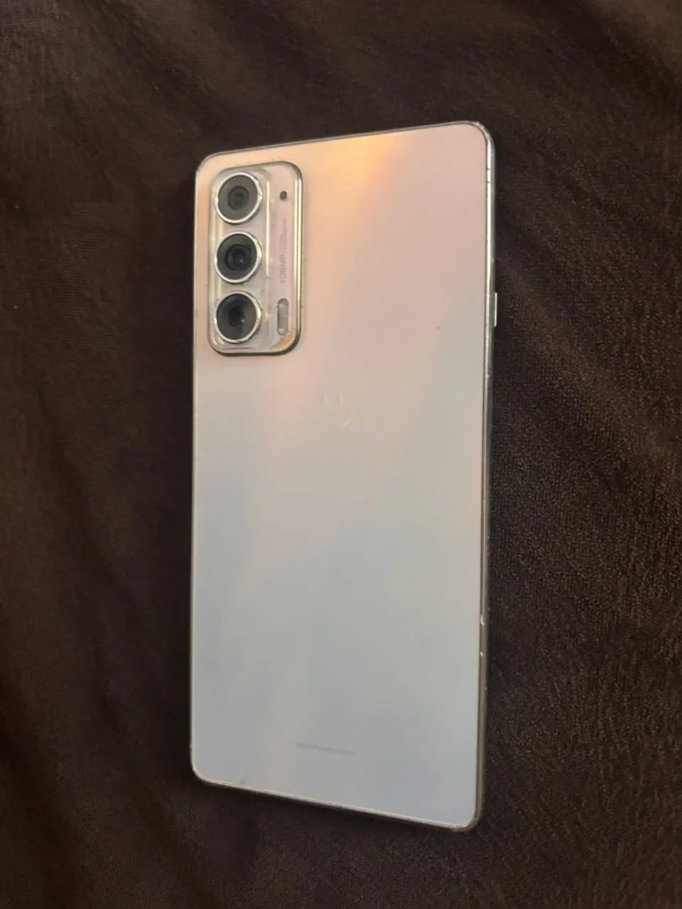MOTO EDGE 20
