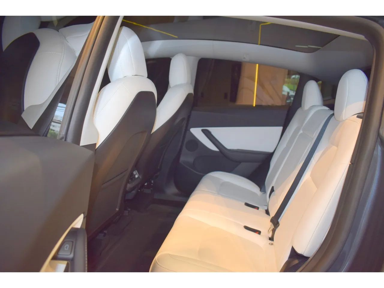 Tesla Model Y Performance, foto 8 de 16