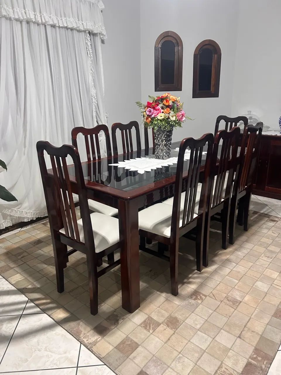 MESA DE JANTAR - 8 lugares 