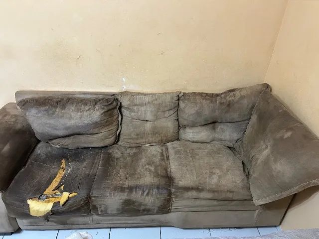 Sofá em L 5 lugares para reformar