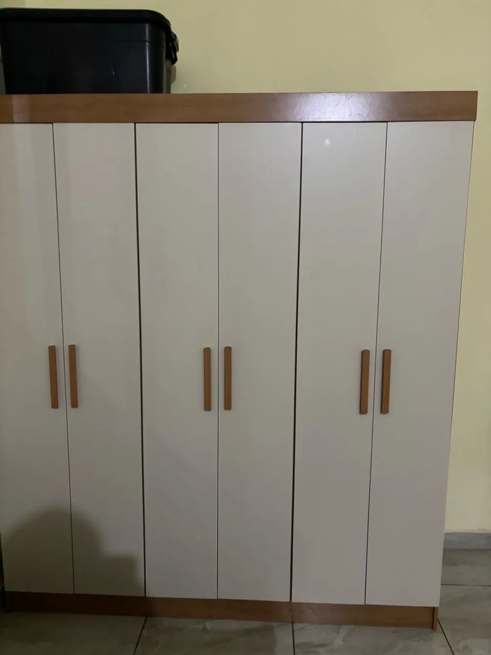 Guarda Roupa
