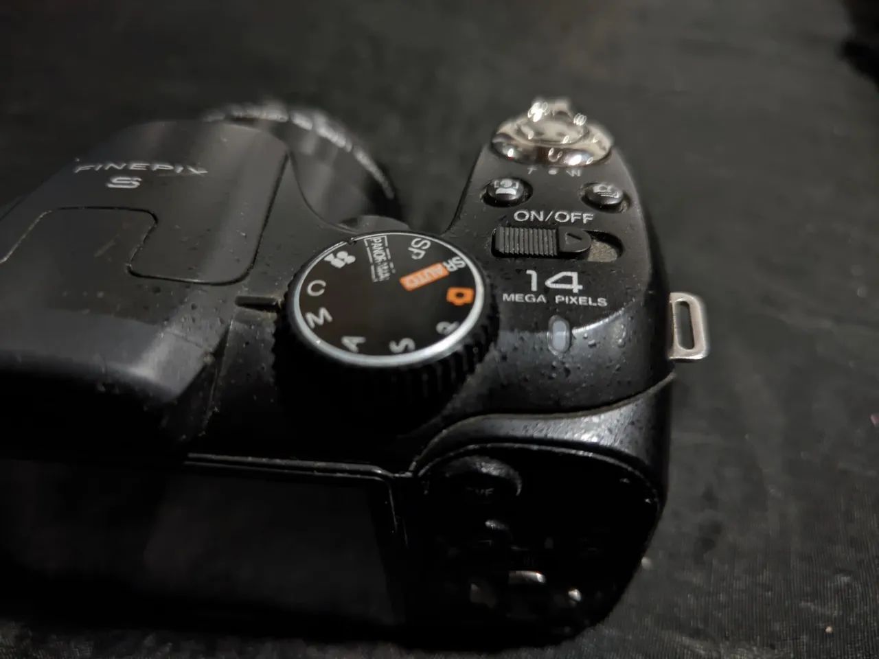 Câmera FUJIFILM * LEIA A DESCRIÇÃO*420252147611095042