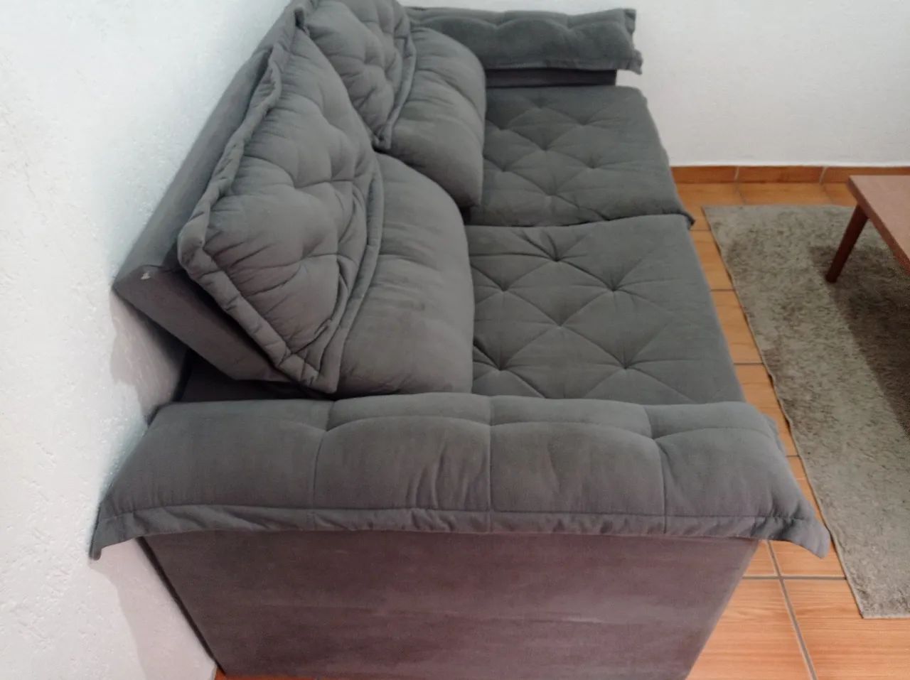 Sofá retrátil 2 lugares cinza - Foto 2