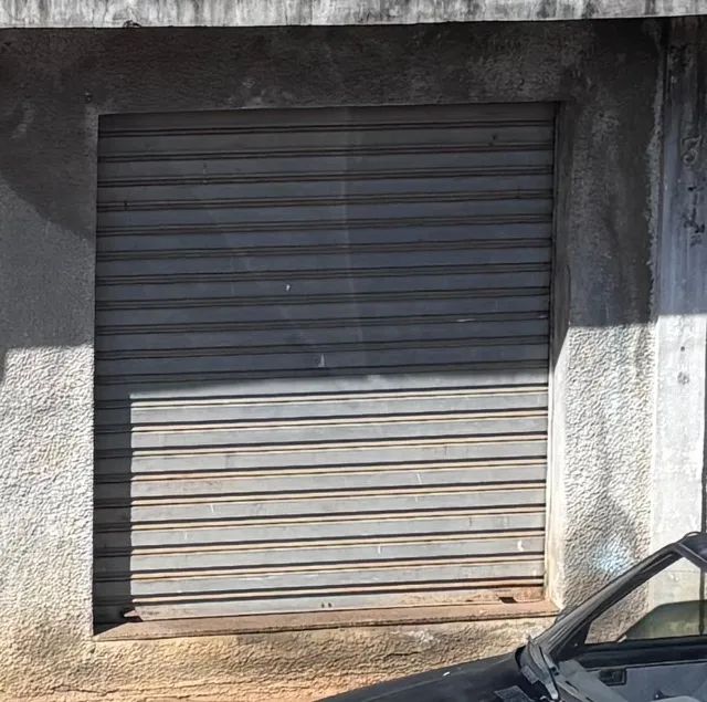 Vendo 2- Portas de aço desmontadas