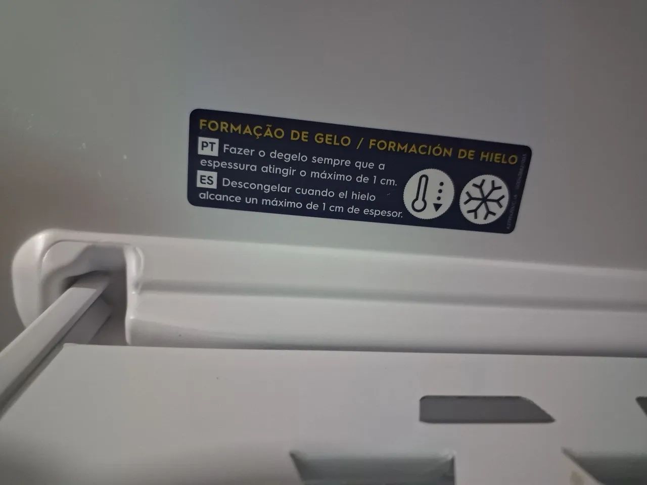 FREEZER VERTICAL ELECTROLUX  - Foto 5