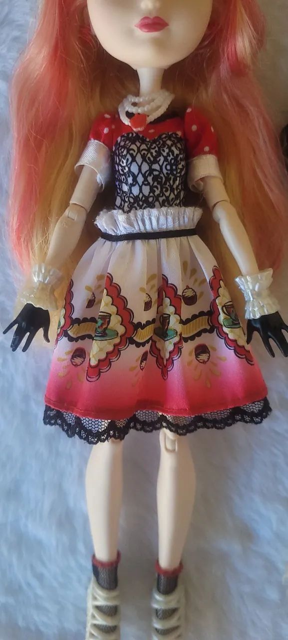 Boneca Ever After High Apple hat tastic party - Foto 3