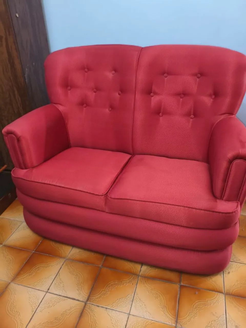 Sofá 2 lugares vermelho - Foto 3