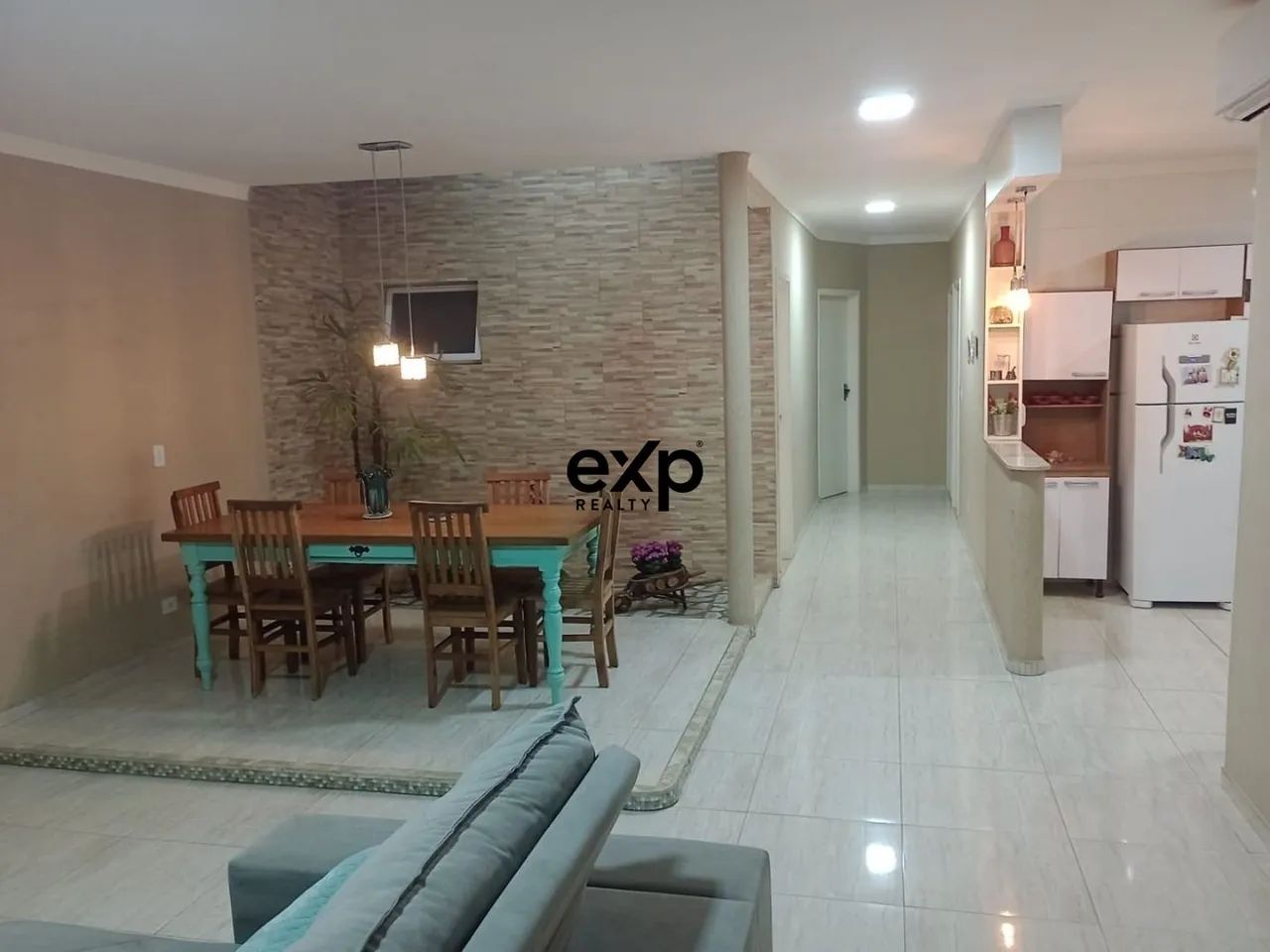 Casa - Capela - Vinhedo/SP.