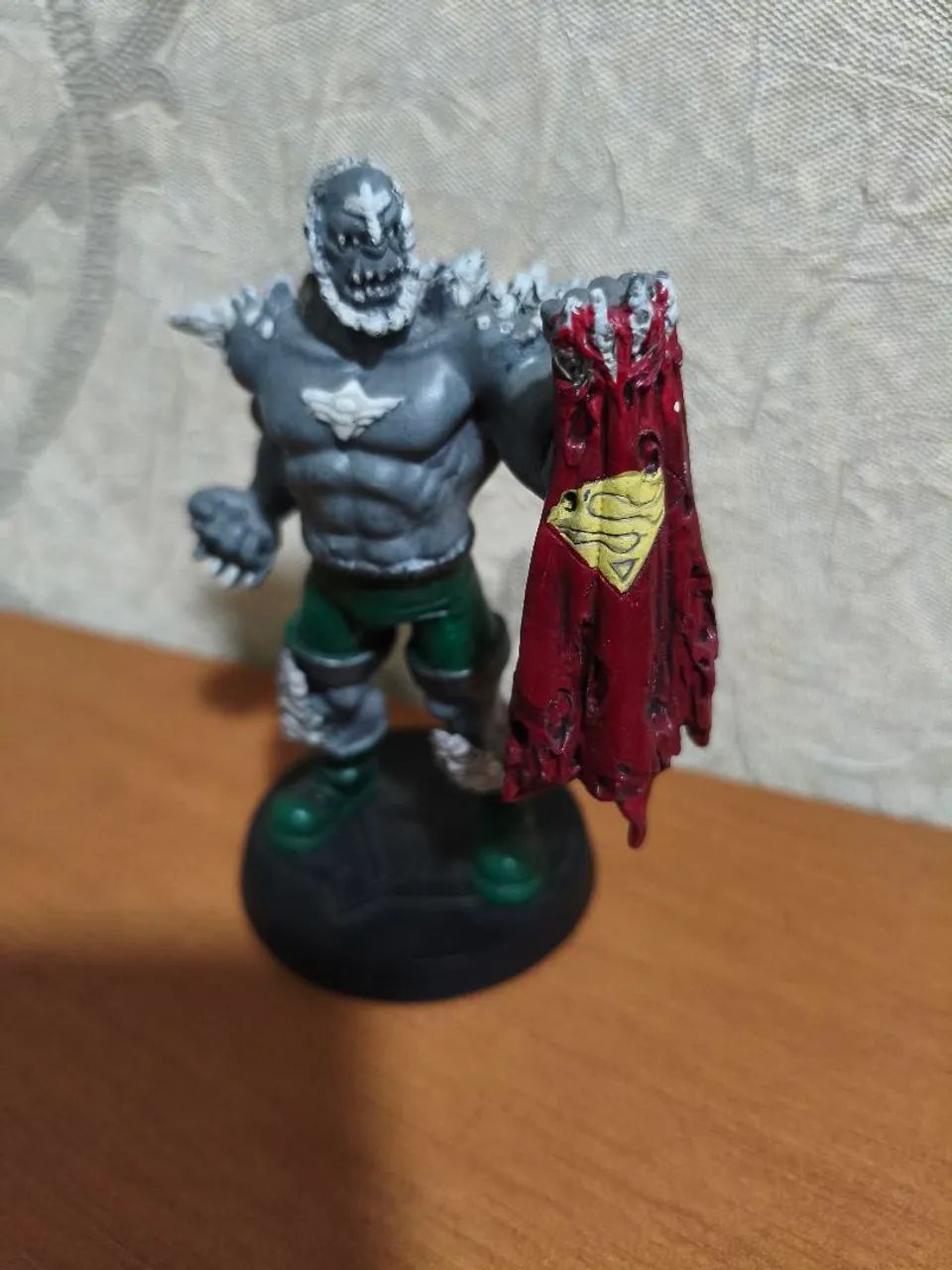 Miniatura Apocalipse DC inimigo Super Man em chumbo numerada