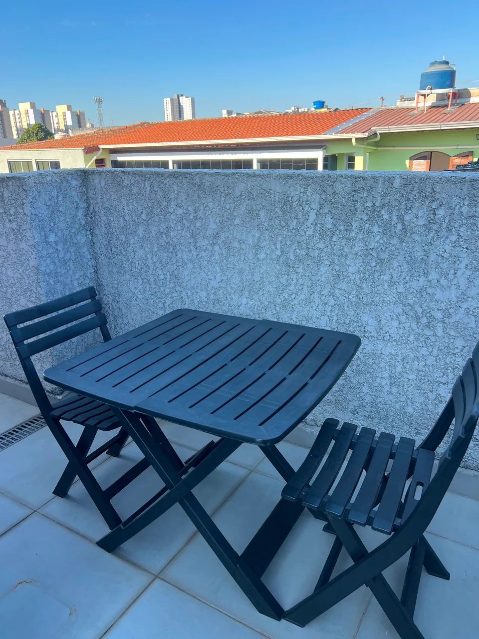 Mesa e cadeiras área externa resistentes - Foto 3