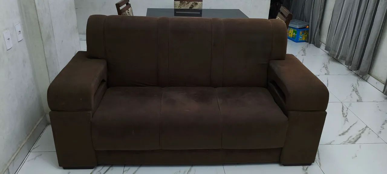 Vendo sofá 2 e 3 lugares 