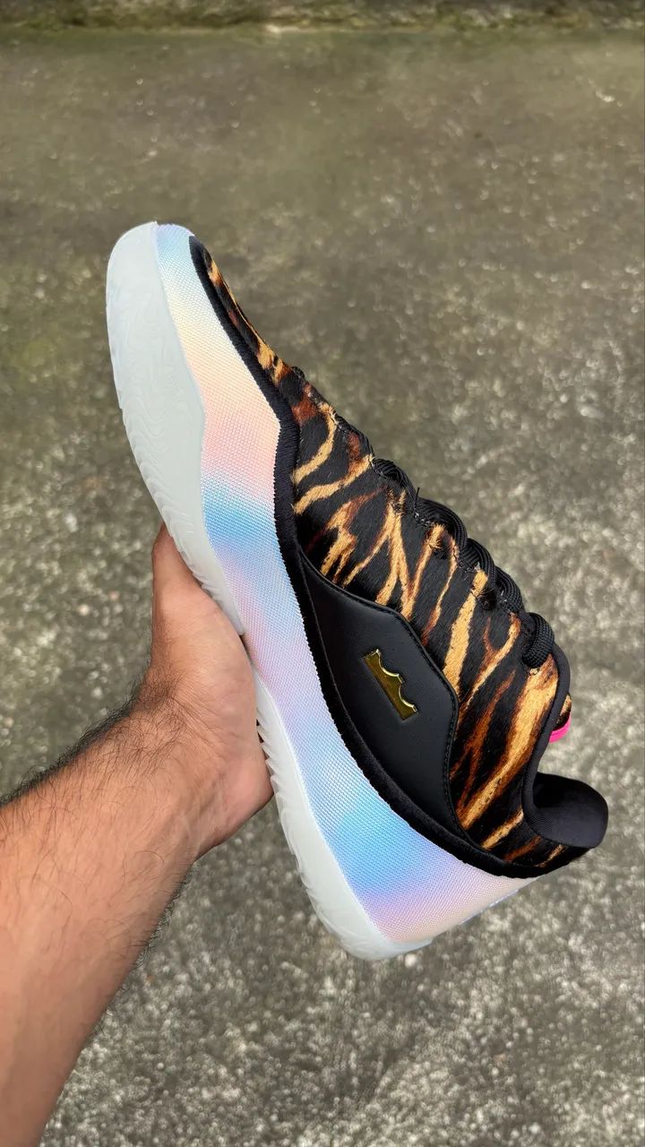 Lebron 23 Heat Wave - Tamanho 44 - Foto 3