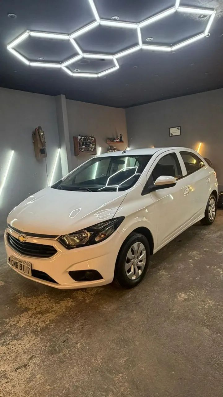 Chevrolet Onix ONIX HATCH LT 1.0 8V FLEXPOWER 5P MEC. 2018