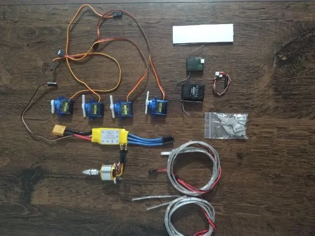 Peças para aeromodelo e drones diversos - Foto 5