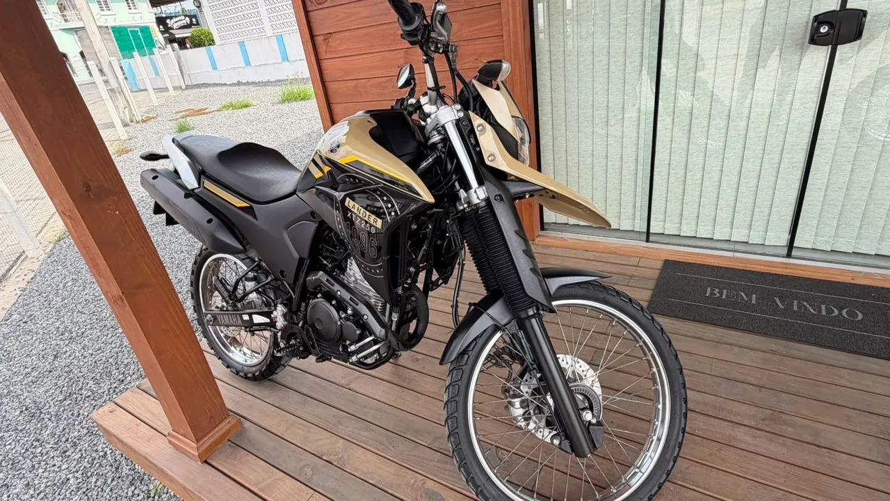 XTZ Lander 250cc - Muito nova - Foto 3