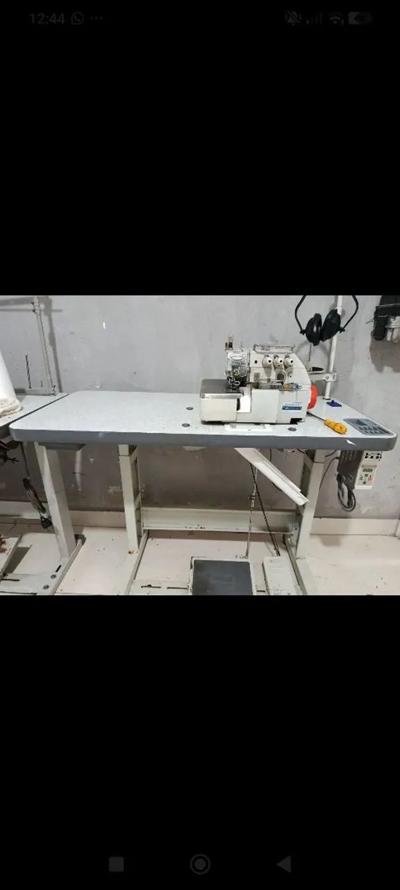 MAQUINA OVERLOQUE 