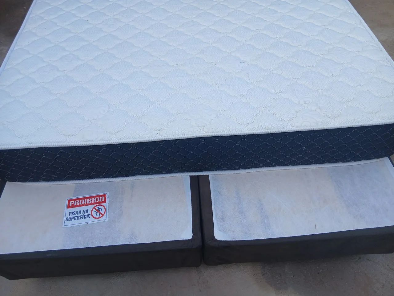 Cama box queen 